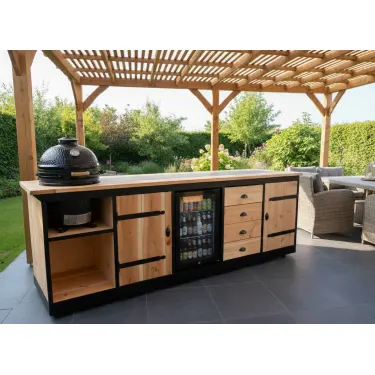 Buitenkeuken Dusseldorf | Zwart omlijst | Koelkast 70 liter |  Kamado 18 inch | Ladeblok | Douglas Hout | Kruishengen
